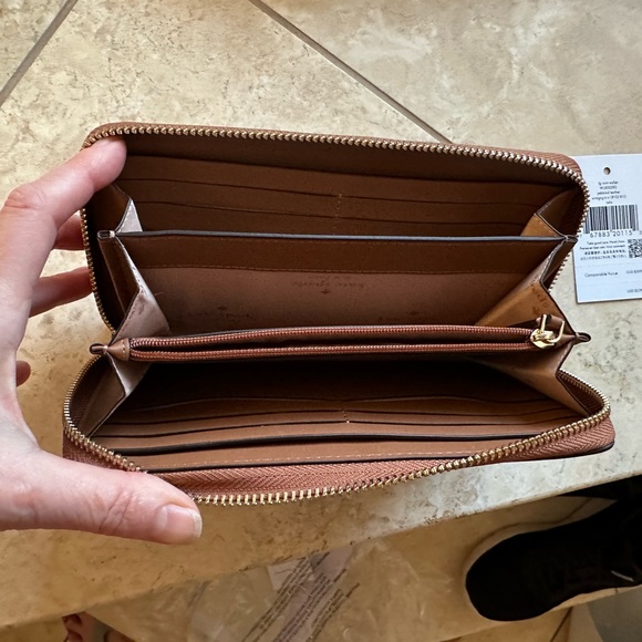 Kate Spade Leila Large Continental Wallet in warm gingerbread - Picture 2 of 5